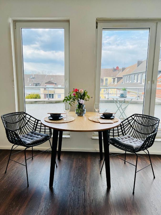 Sunset Apartment: Free Parking + Balcony + Netflix Essen Eksteriør bilde